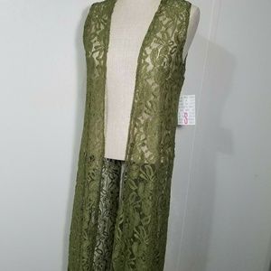 LuLaRoe Joy Vest small